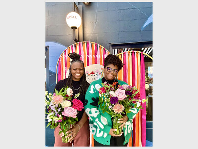 Sip & Stem: Floral Bouquet Class